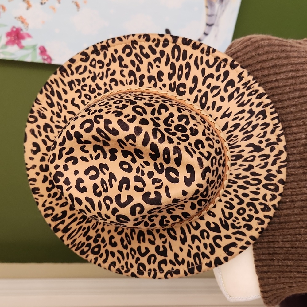 Leopard Hat